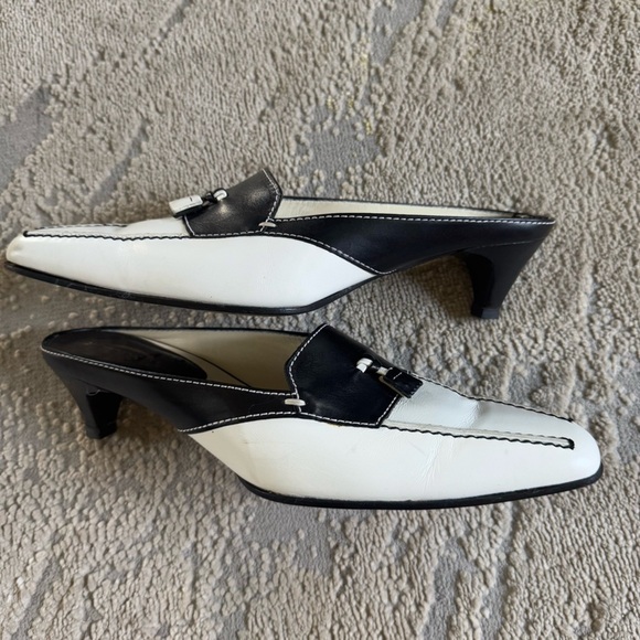 Tod’s kitten heal mules black white slide on leather slip on classic 9.5 - Picture 3 of 12